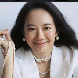 客服小何 (Customer Service Xiao He) (客服小何) logo